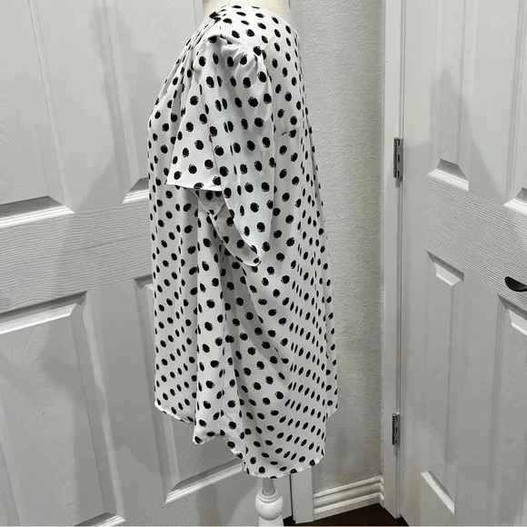 41 Hawthorn Polka Dot Polyester V-neck flowy blouse Plus size 3X - Picture 11 of 13